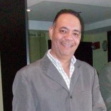 Doctor. Jhon Tovar Especialista
                         en Medicina Paliativa - Ponente